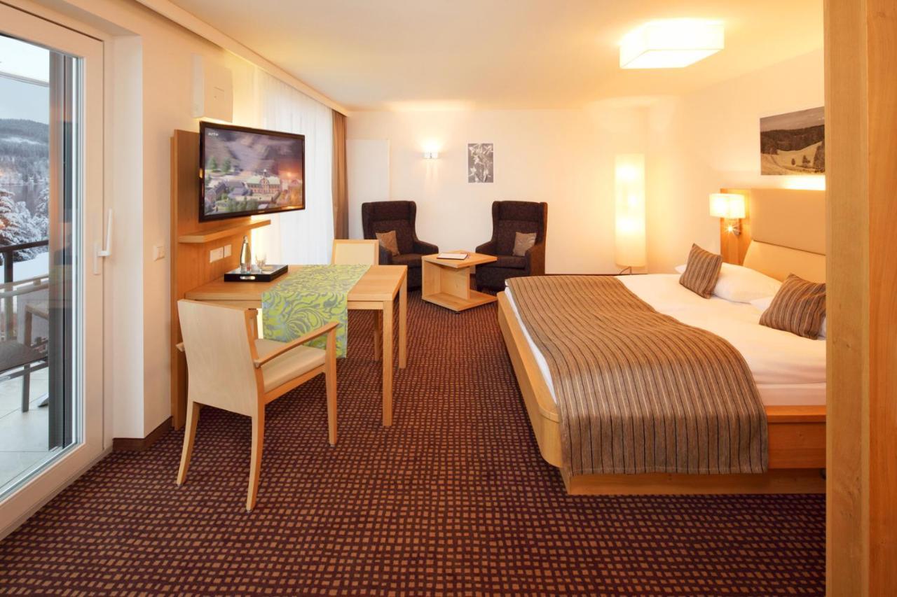 Brugger'S Hotelpark Am See Titisee-Neustadt Exterior foto